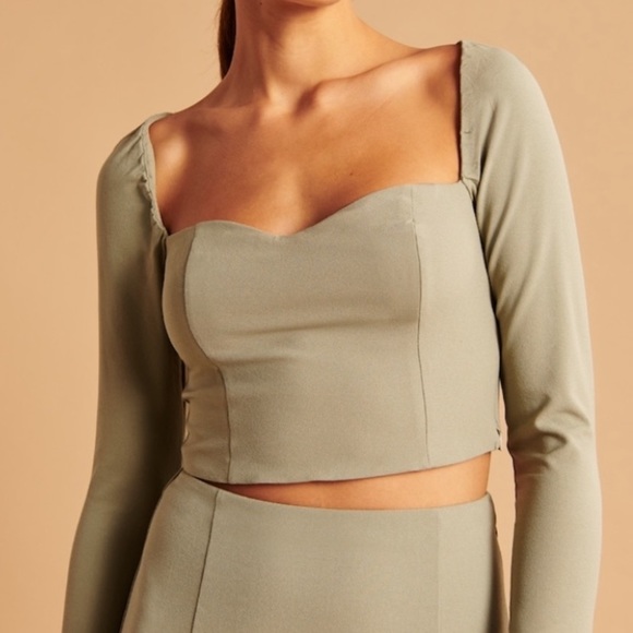 Cropped Long-Sleeve Portrait Neck Top - Picture 2 of 2